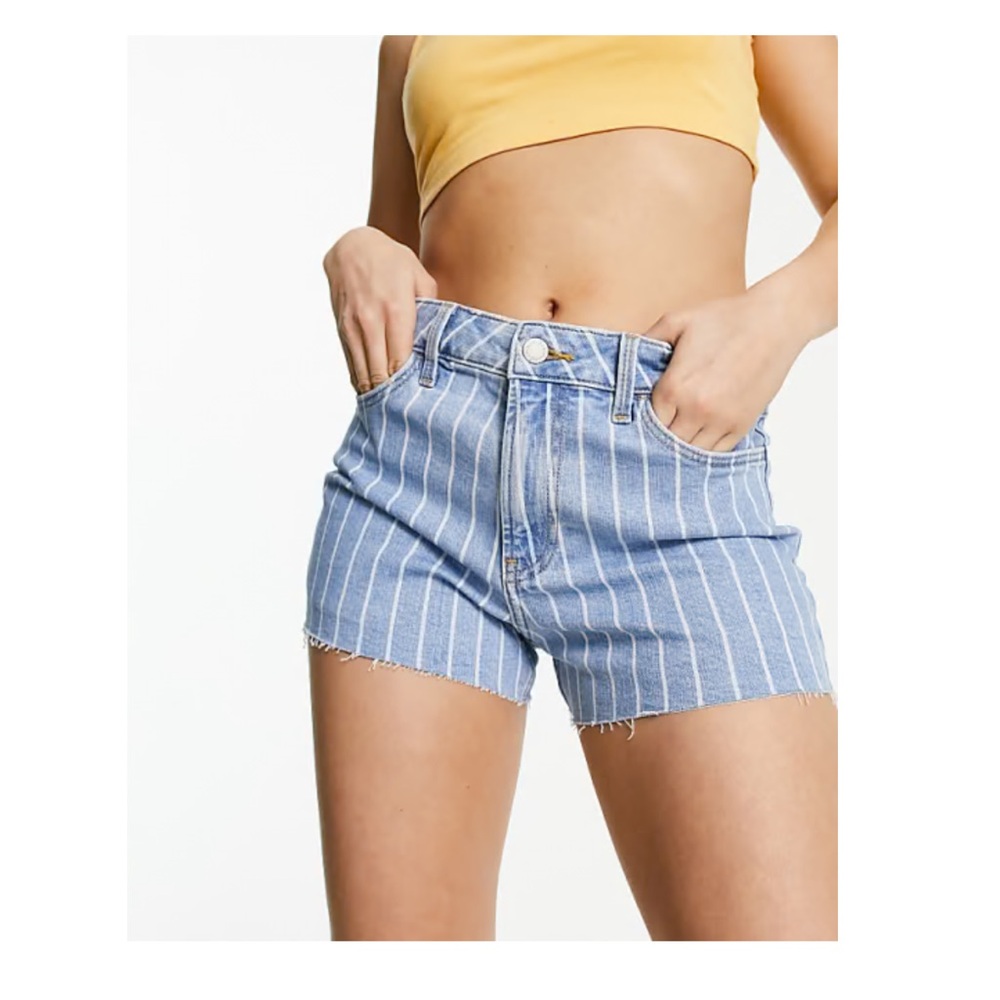 NWT Skinnygirl The Girlfriend stripe denim jean Shorts Size 25
